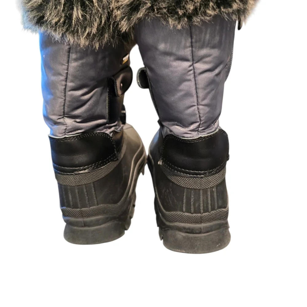 Thinsulate KSNOW black gray fur top lace up winter snow waterproof boots sz 6